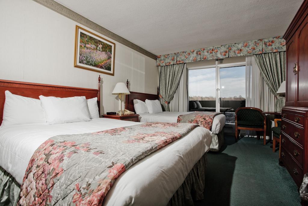 Hotel Travelodge By Wyndham Fallsview Niagara Falls