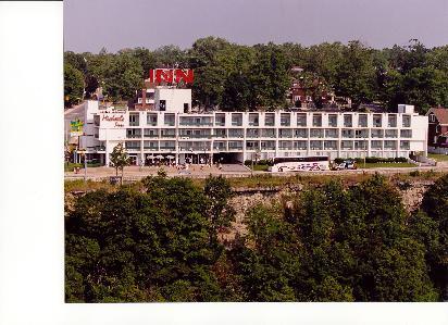 Travelodge By Wyndham Fallsview 3* Niagara Falls