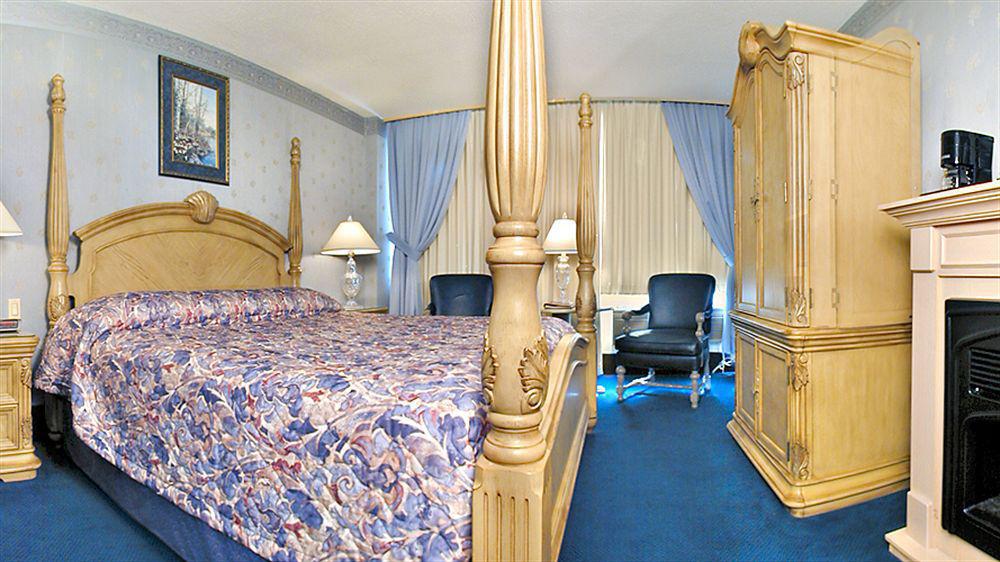 Hotel Travelodge By Wyndham Fallsview 3*