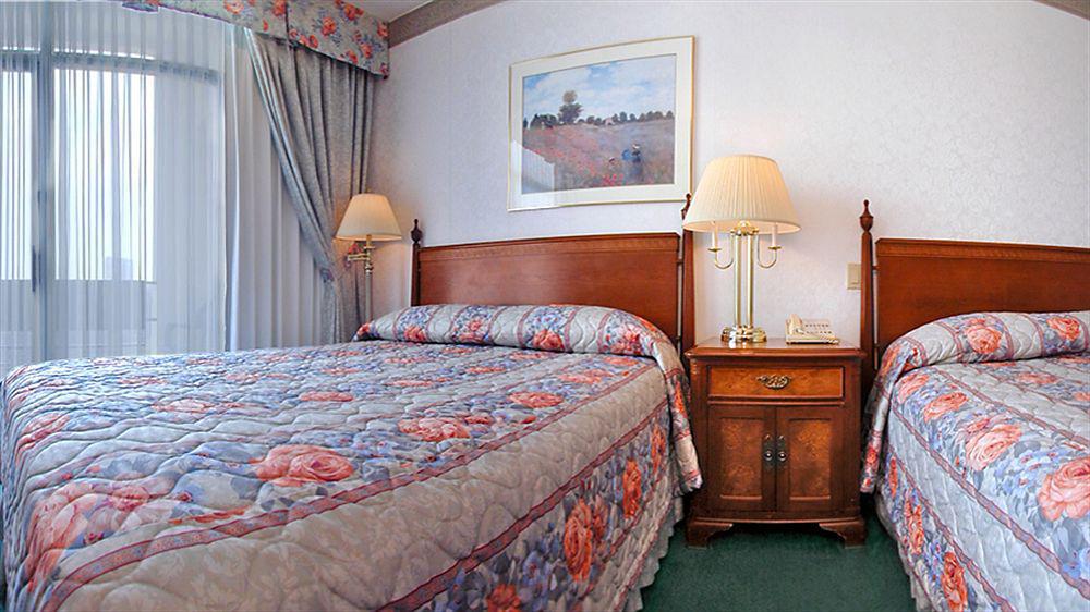Travelodge By Wyndham Fallsview Niagara Falls
